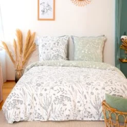 Parure De Lit Satin Bio-SUSIE -Intérieure Décoration Magasin 1255482 parure de lit satin bio susie coloris vert amande 240 x 220cm