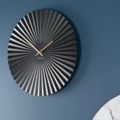 Present Time-Horloge En Métal-SENSU -Intérieure Décoration Magasin 321837 horloge en metal sensu coloris noir